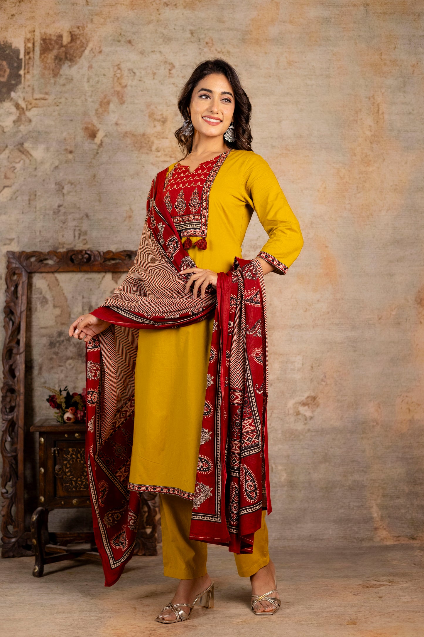 Pure Cotton Printed Kurti Pant Dupatta Set for Women