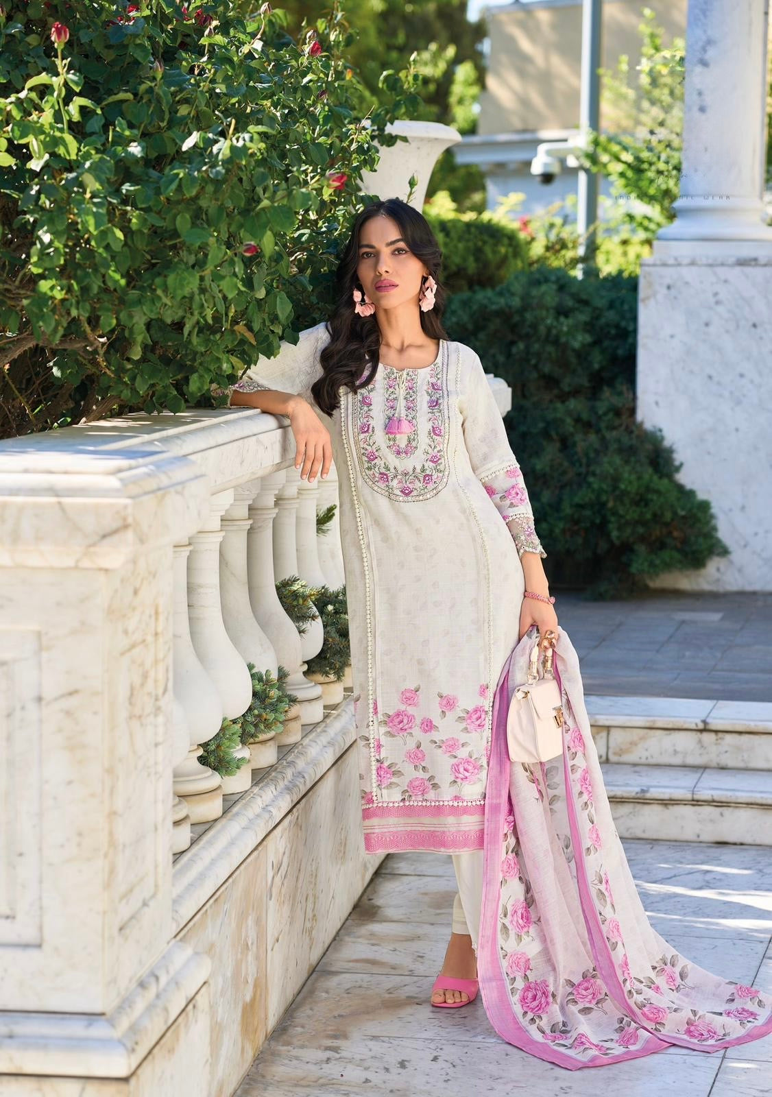 Pure Linen Kurti Pant Set with Zari Digital Print Dupatta – Pakistani Style Women’s Ethnic Wear