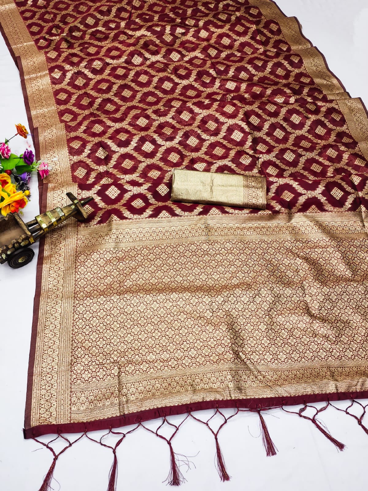 Organza Silk Zari Weaving Saree with Golden Butties, Silver Zari Pallu & Brocade Blouse