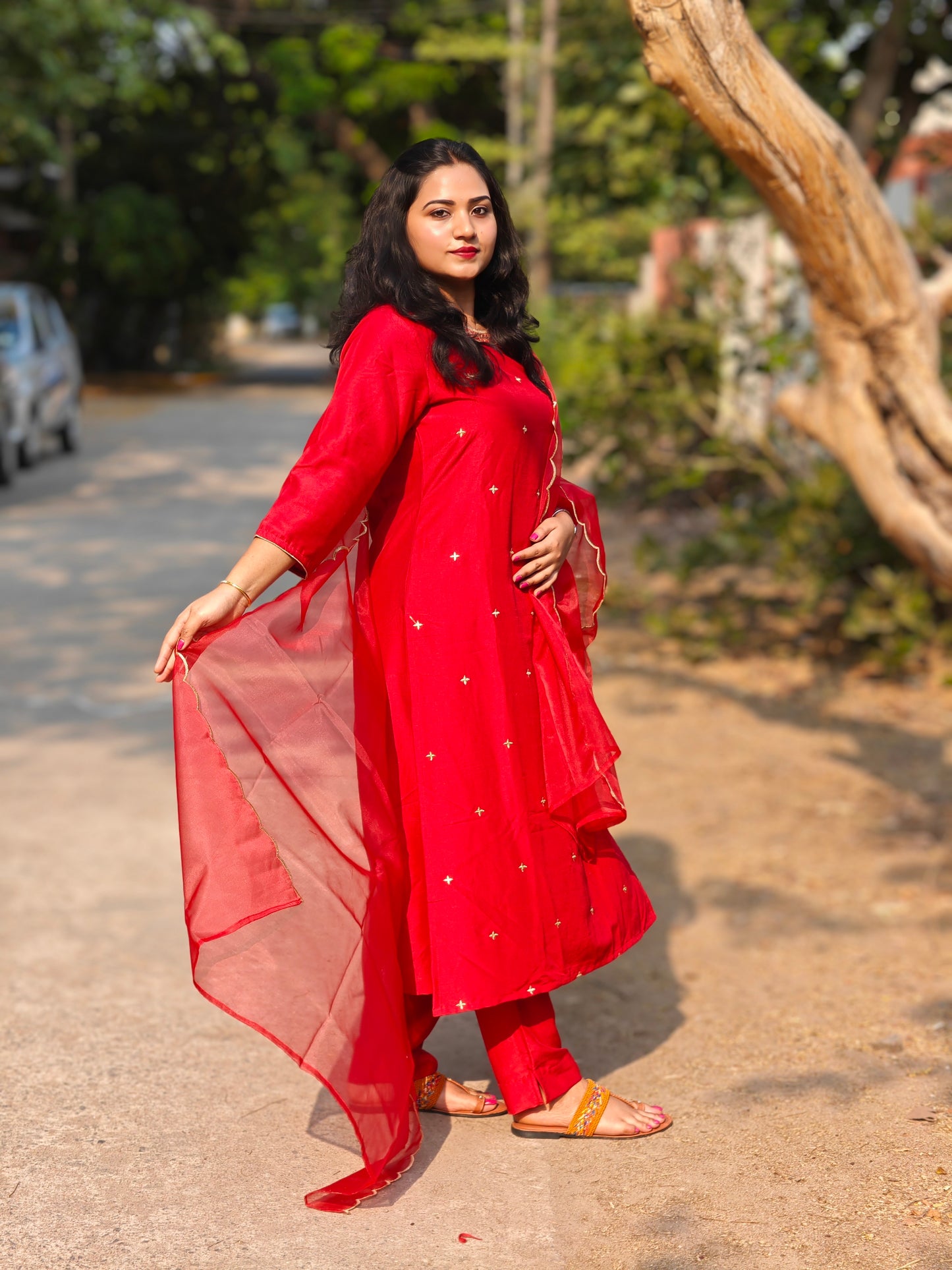 Red Chinnon Embellished Kurta with Pant and Dupatta – Premium 3-Piece Set (M–2XL)