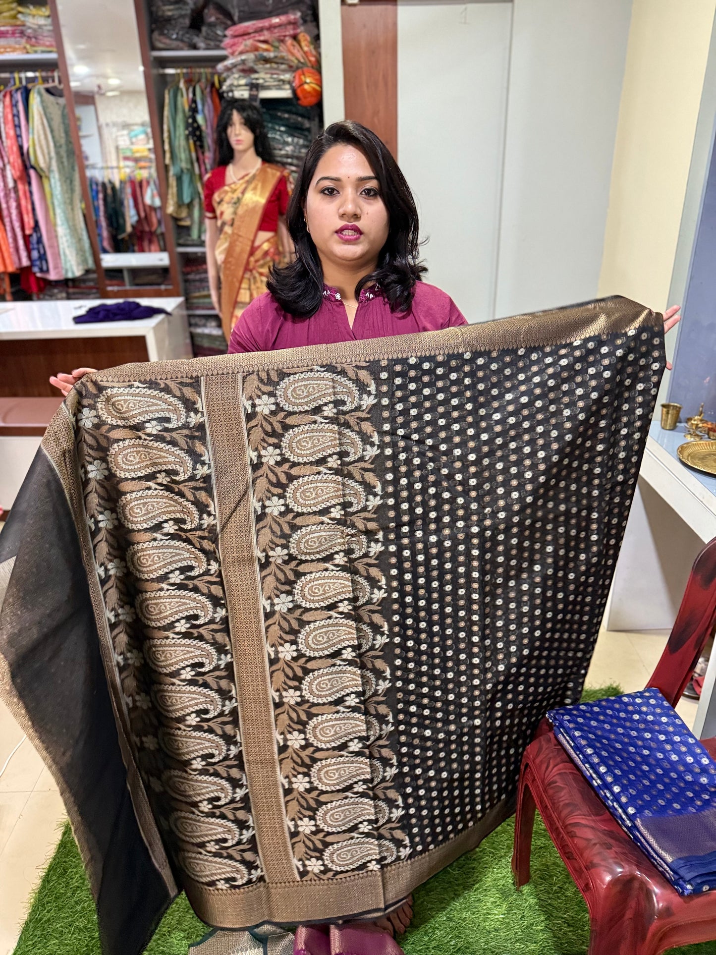 Kota Stripe Cotton Saree with Blouse Piece – Lightweight Traditional Saree for Women