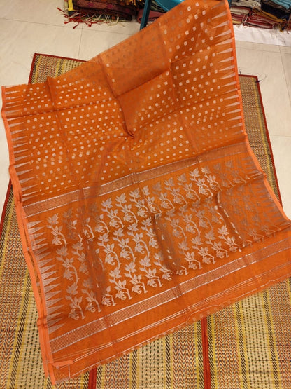 Handwoven Muslin Jamdani Saree with Traditional Weaving and Blouse Piece for Women