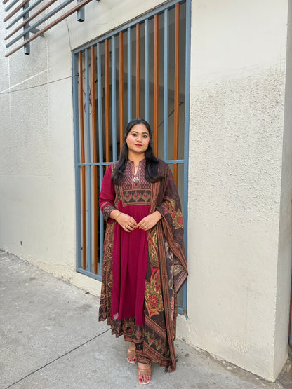 Women’s viscose georgette kurta set with dola silk yoke, pant and printed dupatta, festive wear, size 38–44