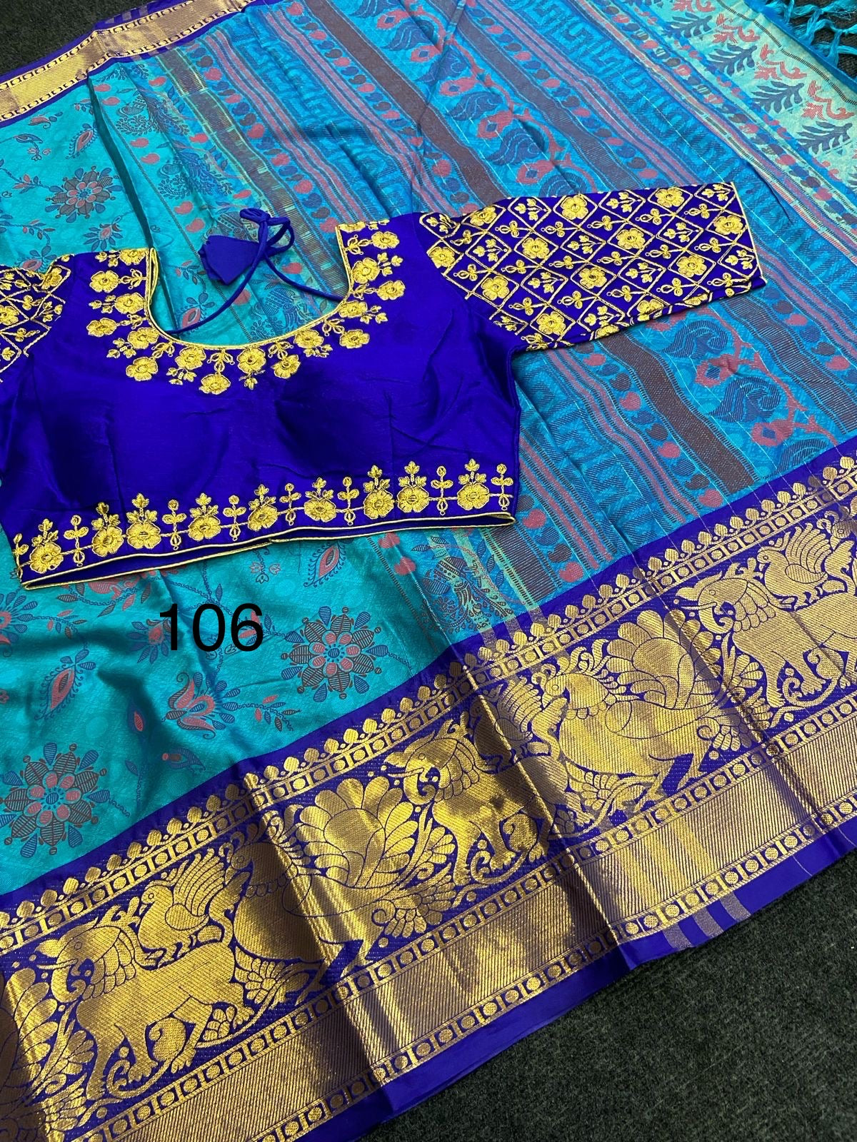 Elegant Jacquard Cotton Silk Saree with Maggam Free Size Blouse