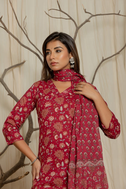 Maroon Printed Cotton SKD Set with Sequin & Thread Neck Embroidery – Plus Size – Sizes 46 to 52