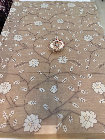 Linen printed saree with floral vine design, contrast border and tassel pallu, women’s daily wear saree