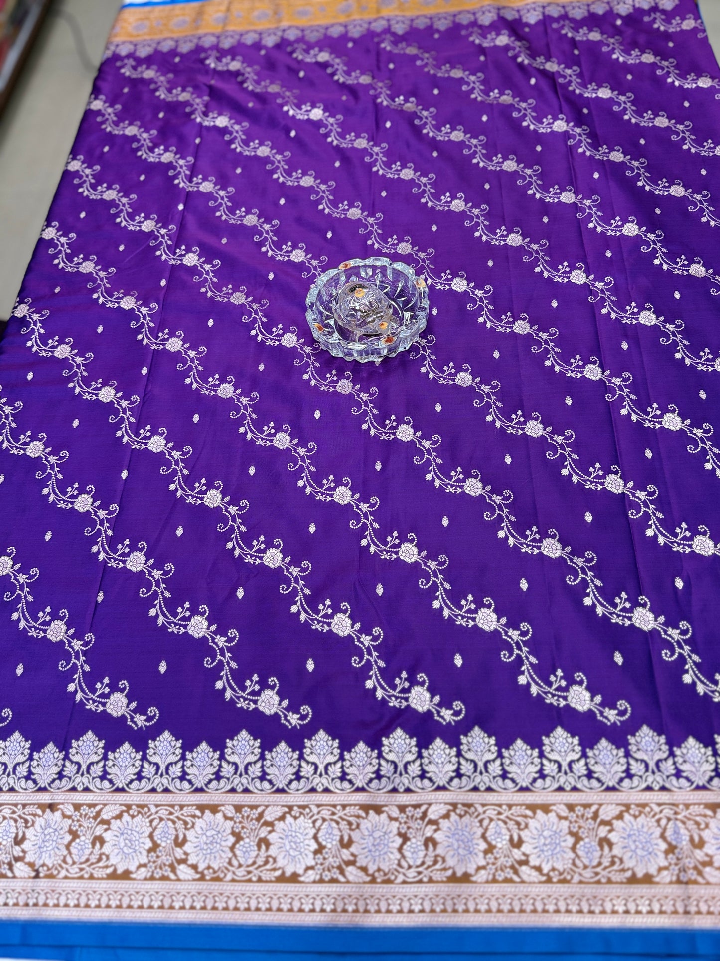 Mashru Katan Silk Saree with Zari Weaving Border and Blouse – Festive Wear for Women