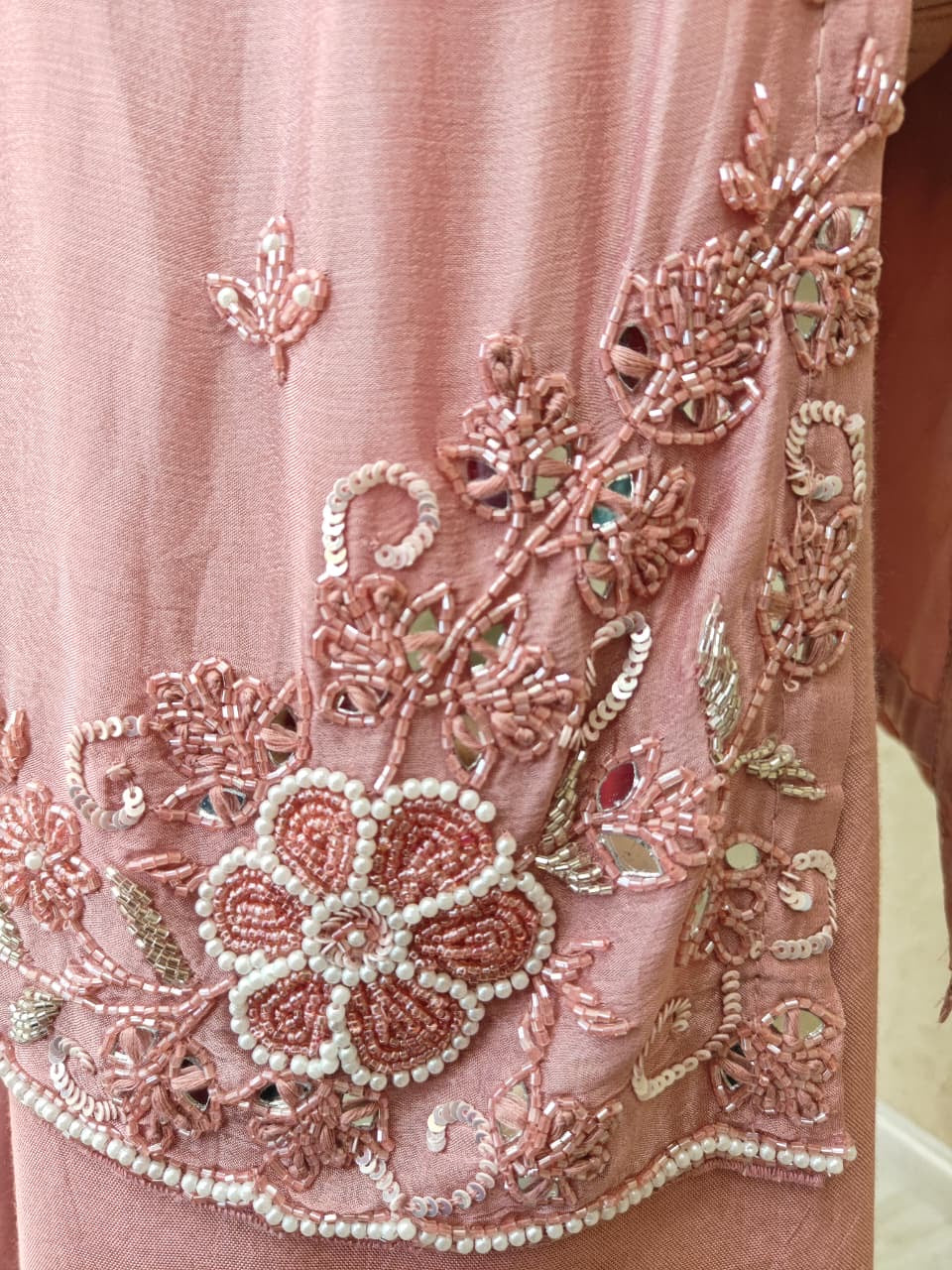 Women’s chinnon embroidered kurta set with lining, pant and dupatta, festive ethnic wear, size 38–44