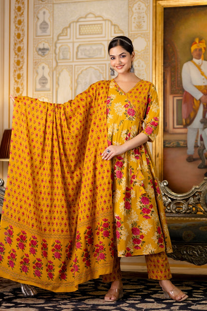 Women’s flared printed cotton kurta pant dupatta set with zari embroidery – festive ethnic wear