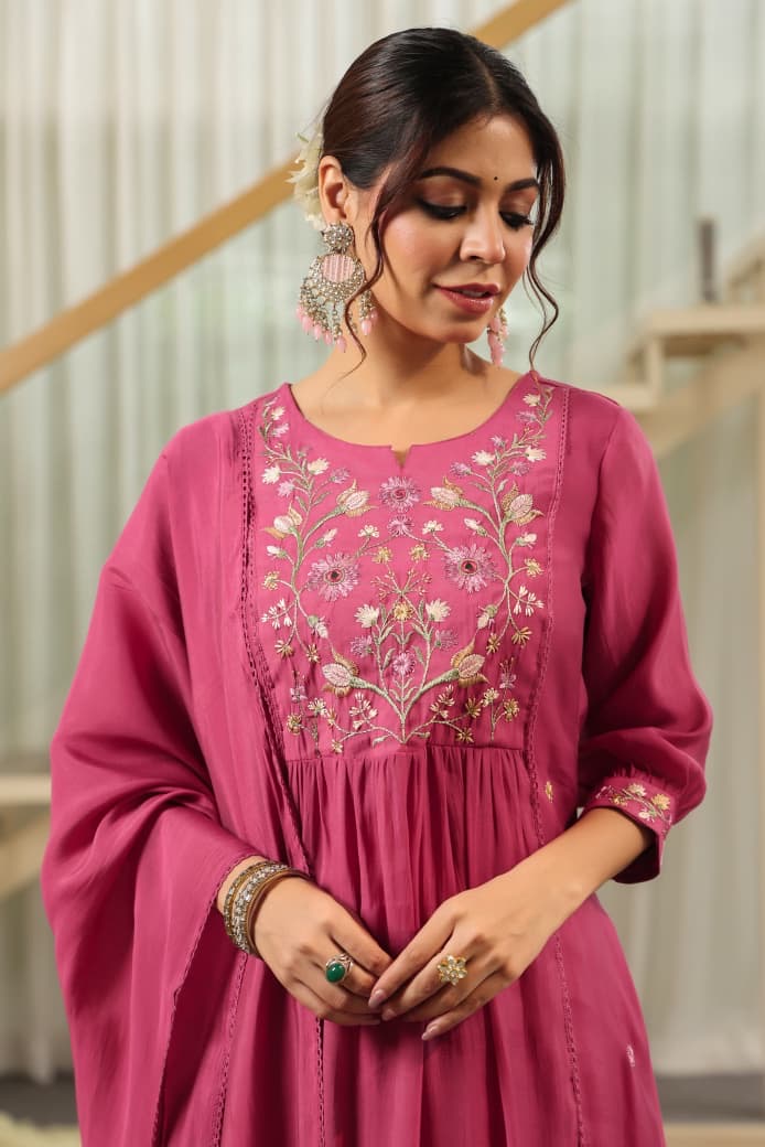 Mul Chanderi Kurta Pant Dupatta Set with Embroidery Work – Women’s Ethnic Wear (Sizes M–3XL)