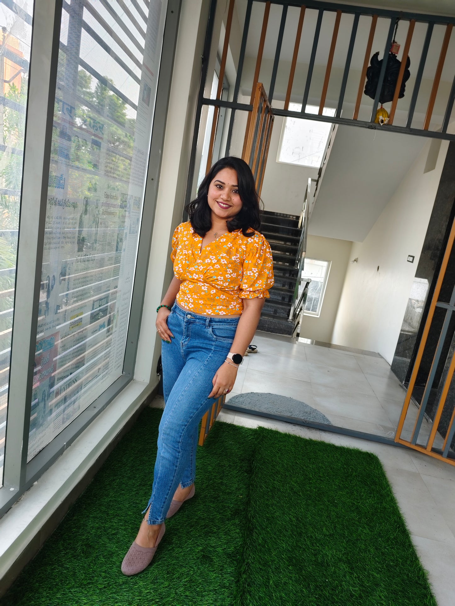 Women’s Knitted V-Neck Puff Sleeve Trendy T-Shirt – Sizes S to XL