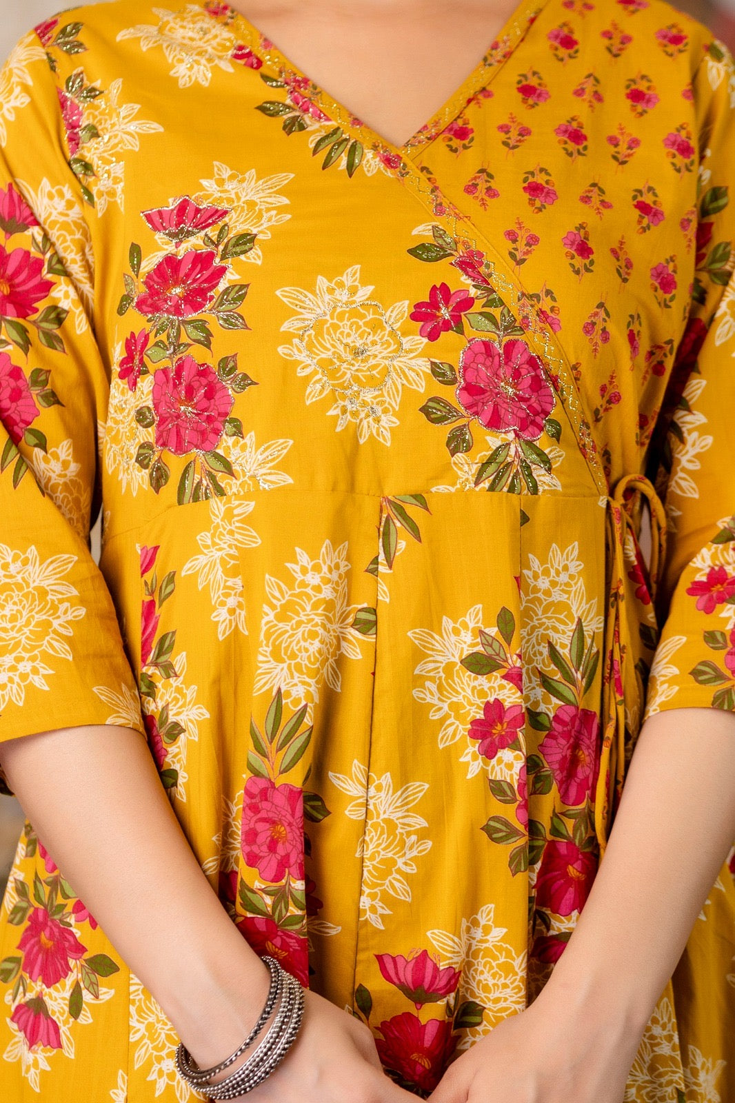 Women’s flared printed cotton kurta pant dupatta set with zari embroidery – festive ethnic wear