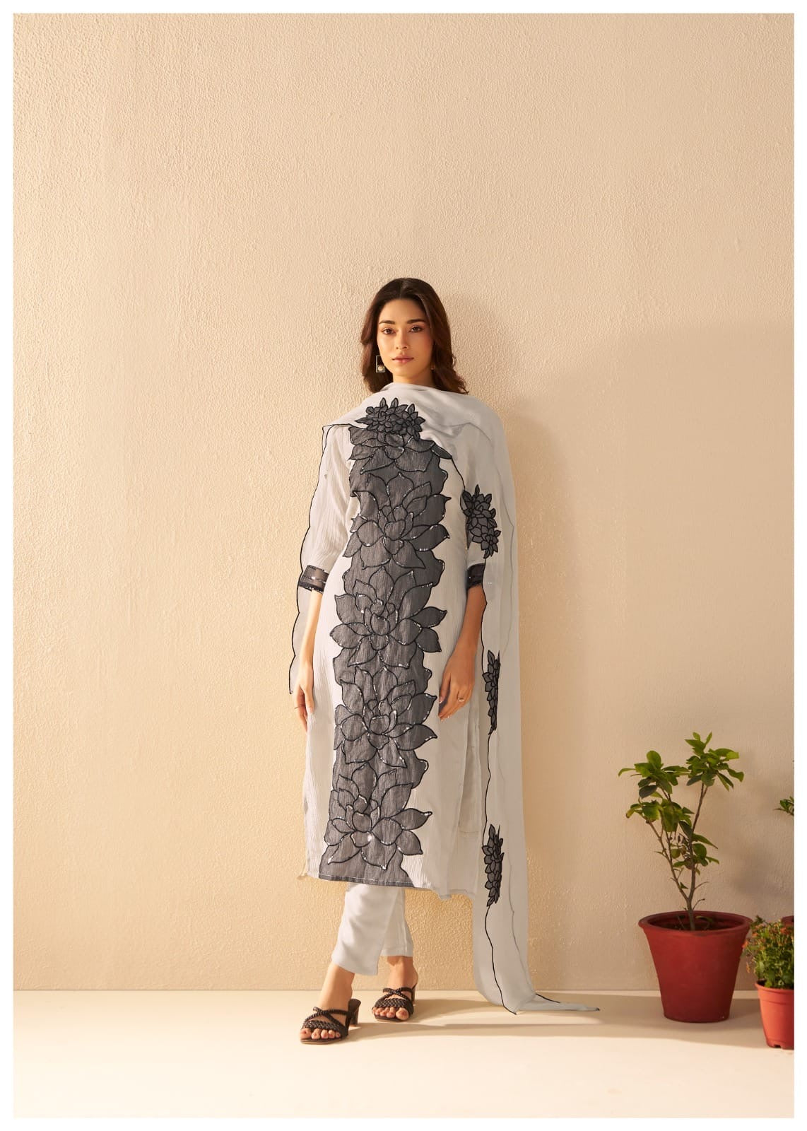 Crush Shimmer Kurta Pant Dupatta Set with Elegant Detailing Work for Women – Sizes M & XL
