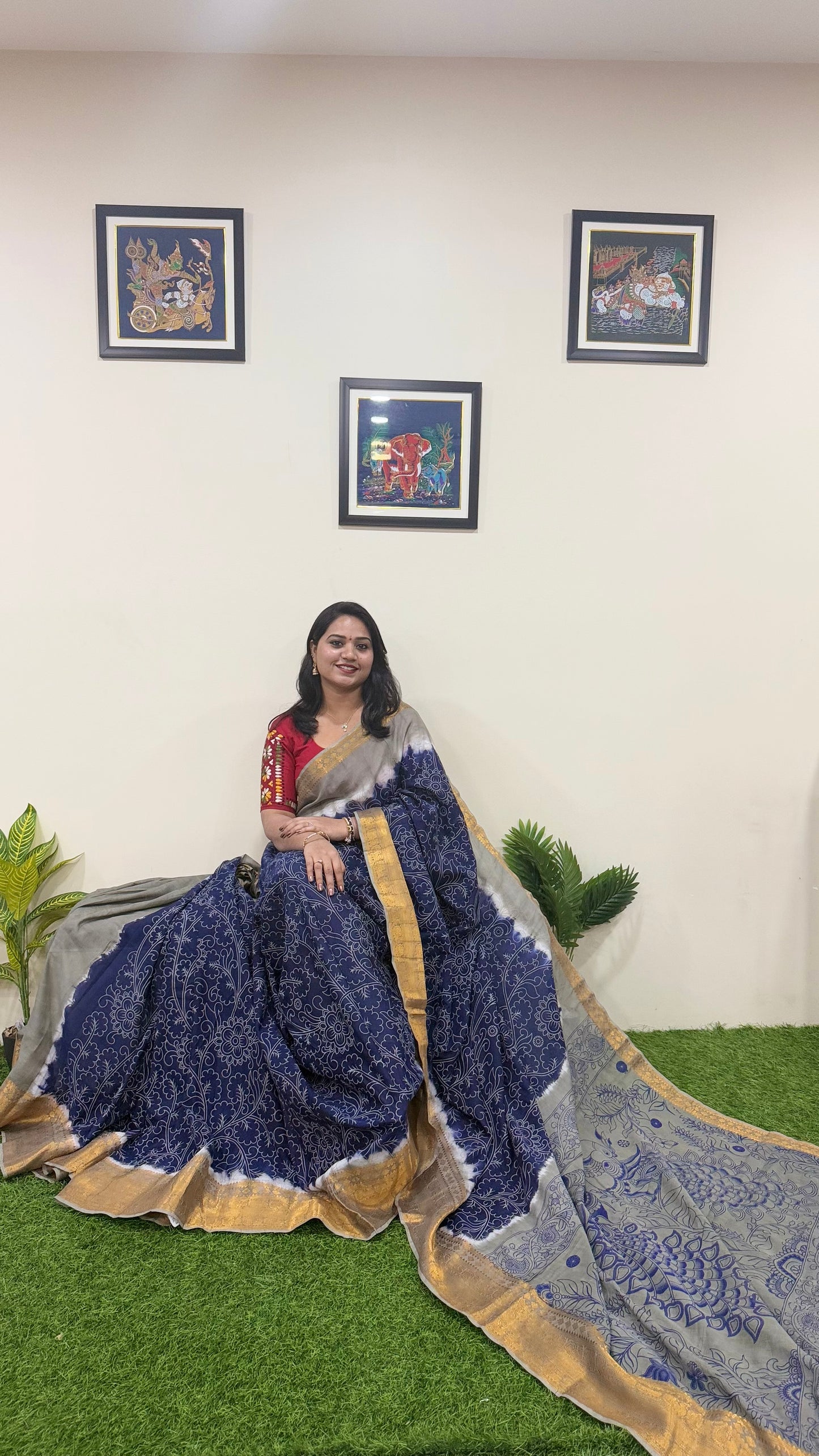 Chennuri Pure Silk Saree with Outline Kalamkari Design and Traditional Kanchi Borders