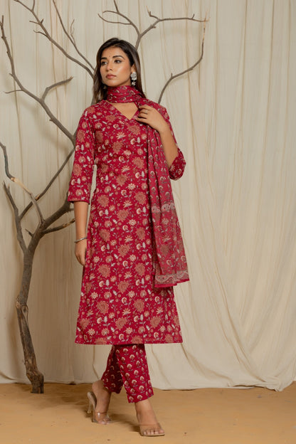 Maroon Printed Cotton SKD Set with Sequin & Thread Neck Embroidery – Plus Size – Sizes 46 to 52