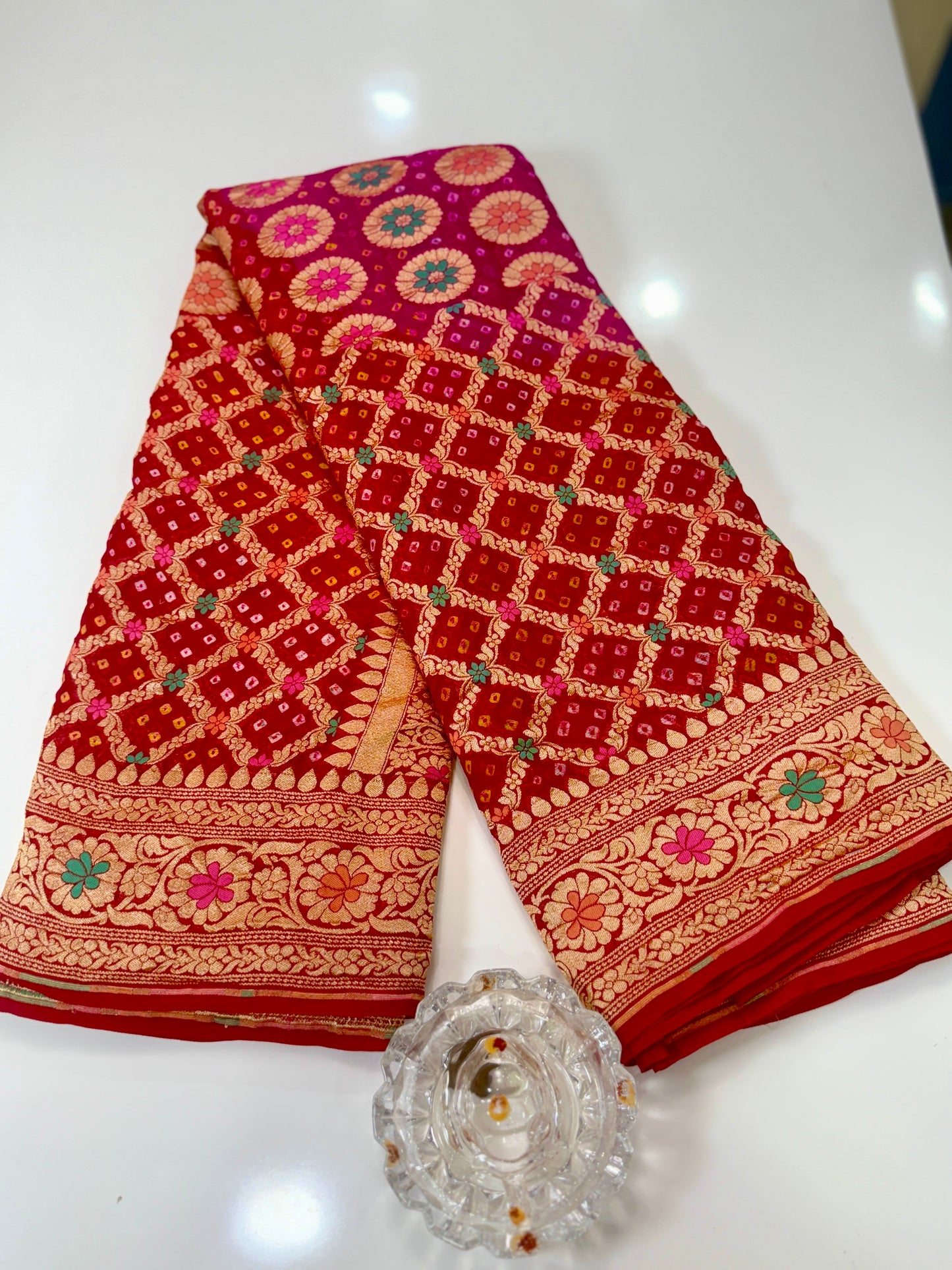 Banarasi Pure Georgette Bandhani Saree with Golden Zari Jaal and Meenakari Work – Bridal Wear