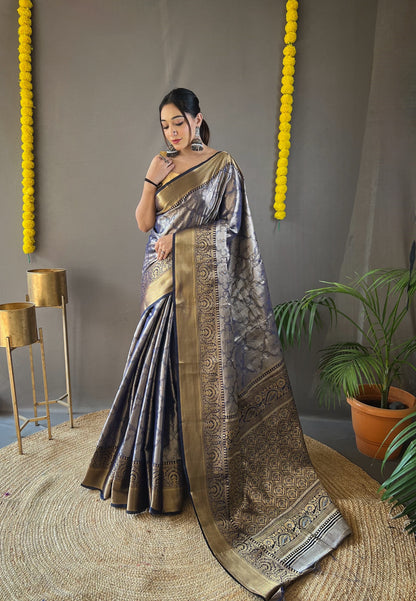 Kanchipuram Silk Saree with Intricate Zari Weaving, Rich Pallu, and Coordinated Blouse