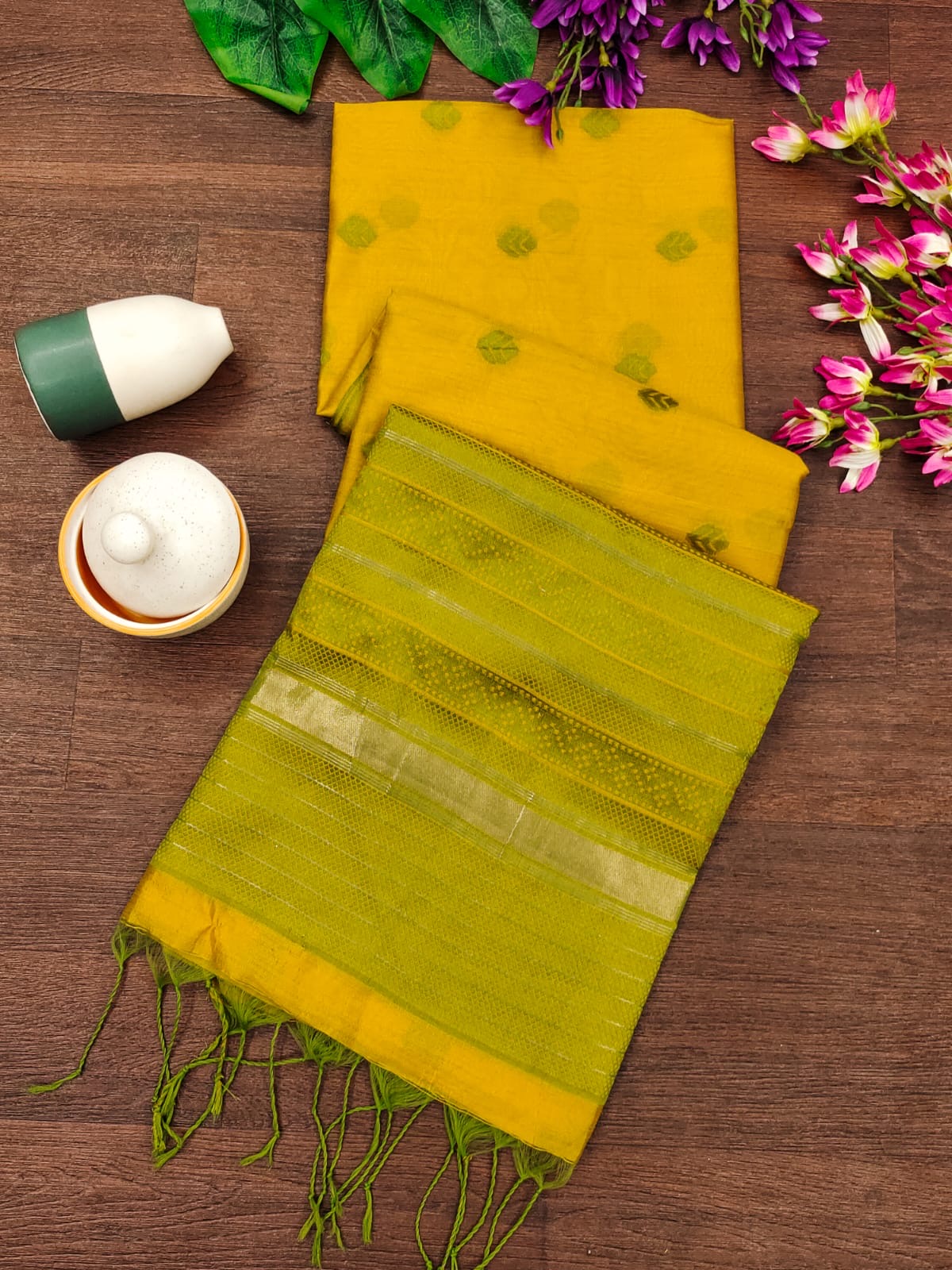 Regal Elegance Kaadi Raw Silk