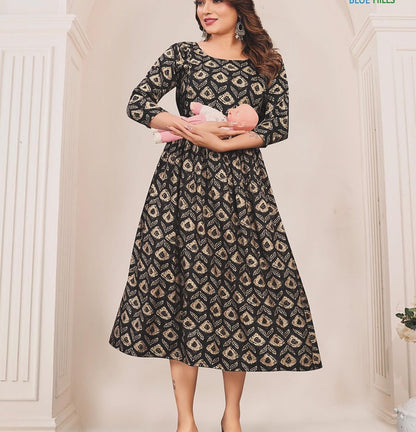 Rayon Capsule Print Relaxed Kurti with Functional Side Zips – XL & XXL