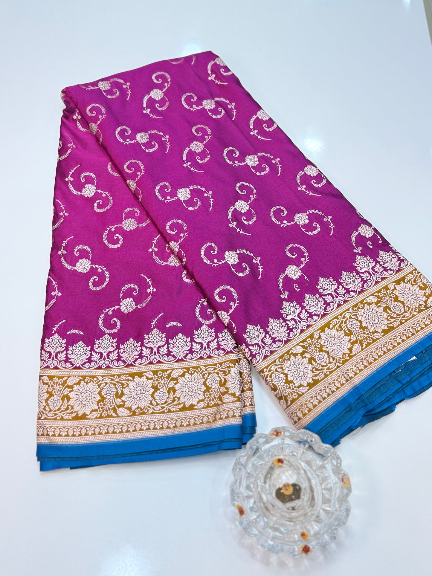 Mashru Katan Silk Saree with Zari Weaving Border and Blouse – Festive Wear for Women