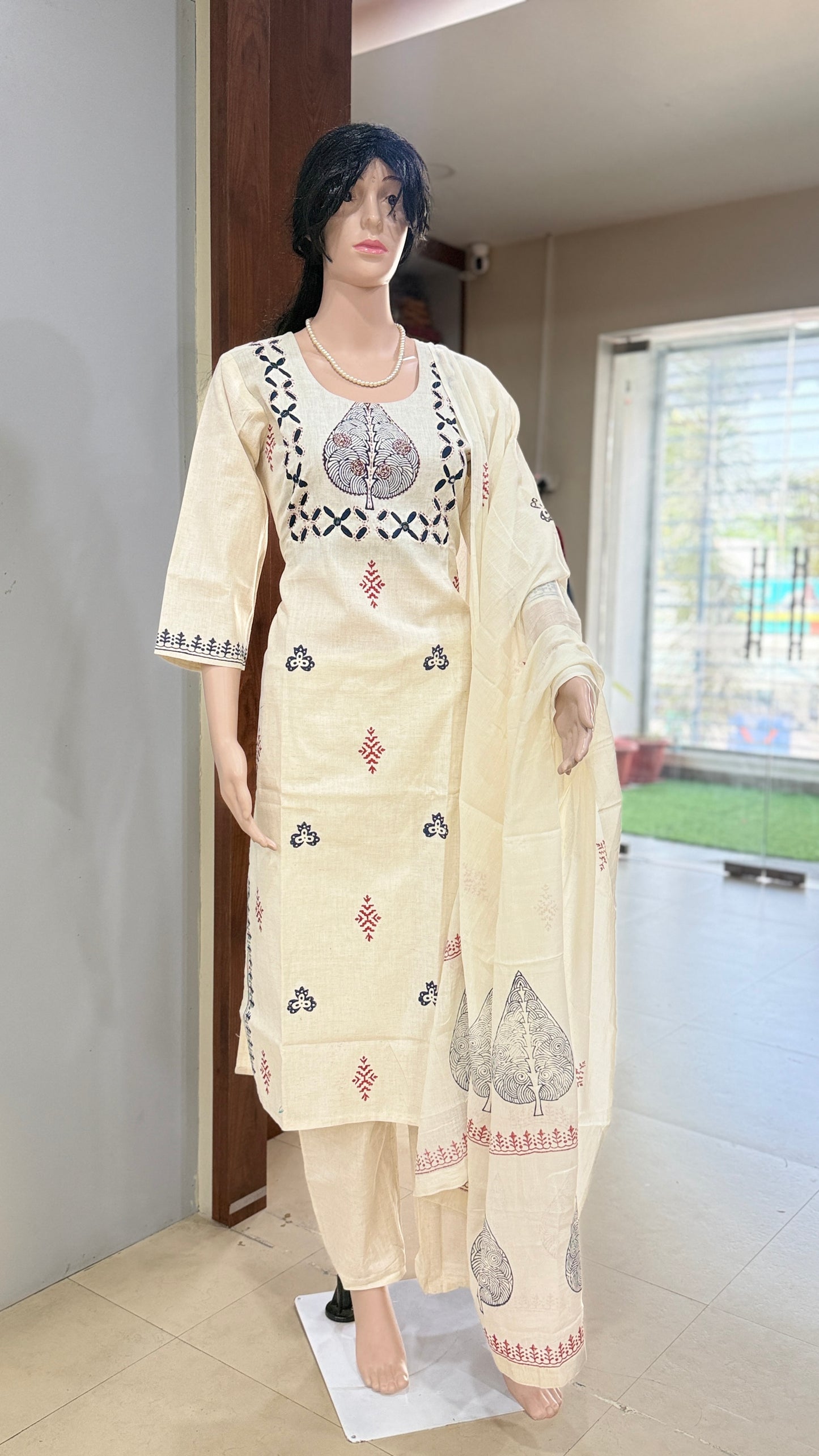 Block print flex kurta pant dupatta set for women, 3/4 sleeves, sizes 38 to 46, ethnic 3 piece suit set