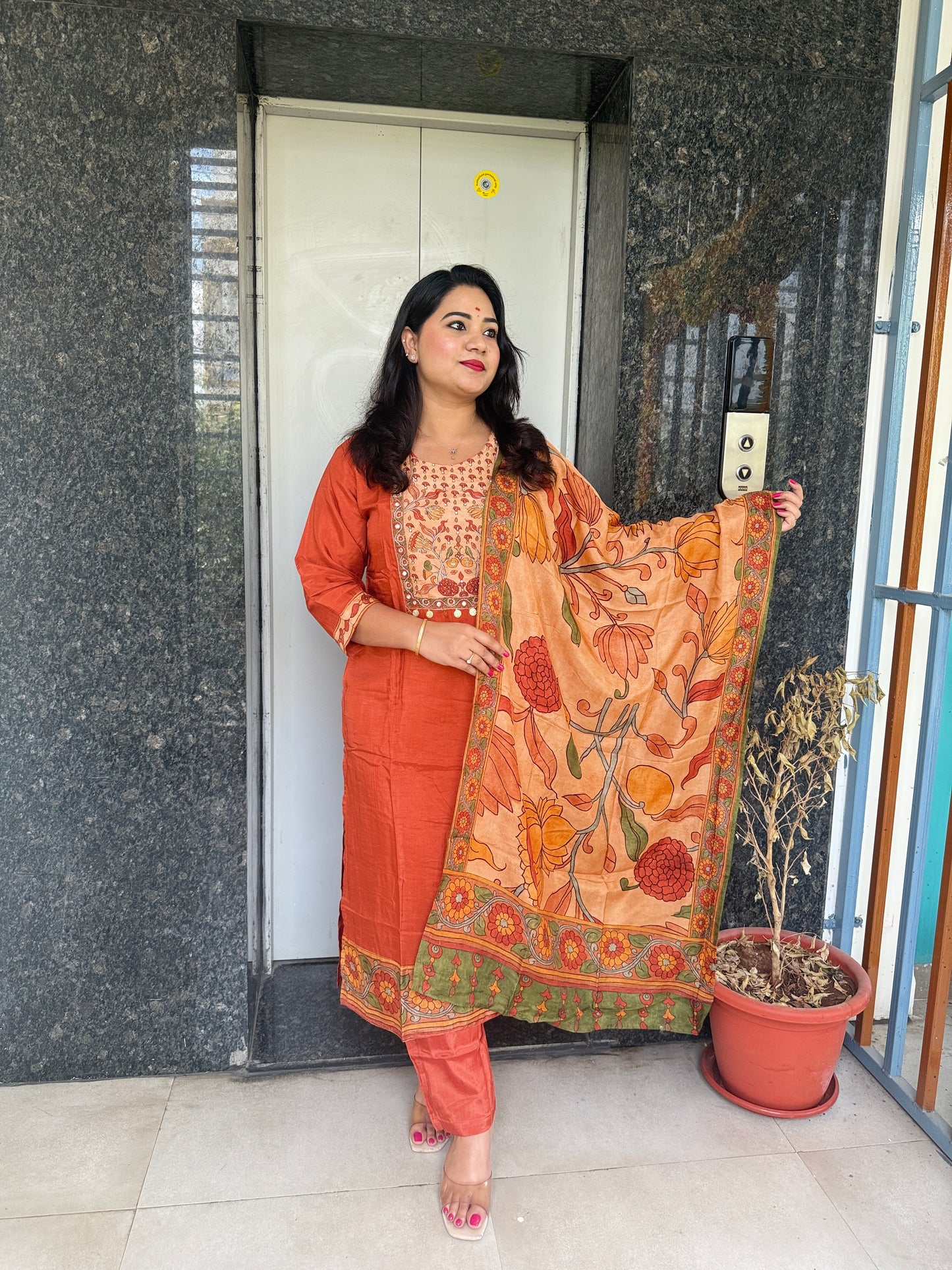 Dola Silk Suit Set with Cotton Lining and Printed Dupatta for Women – Sizes 38 to 46