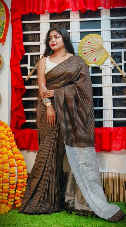 Check Jute Kaddi Cotton Saree for Women with Matching Blouse Piece