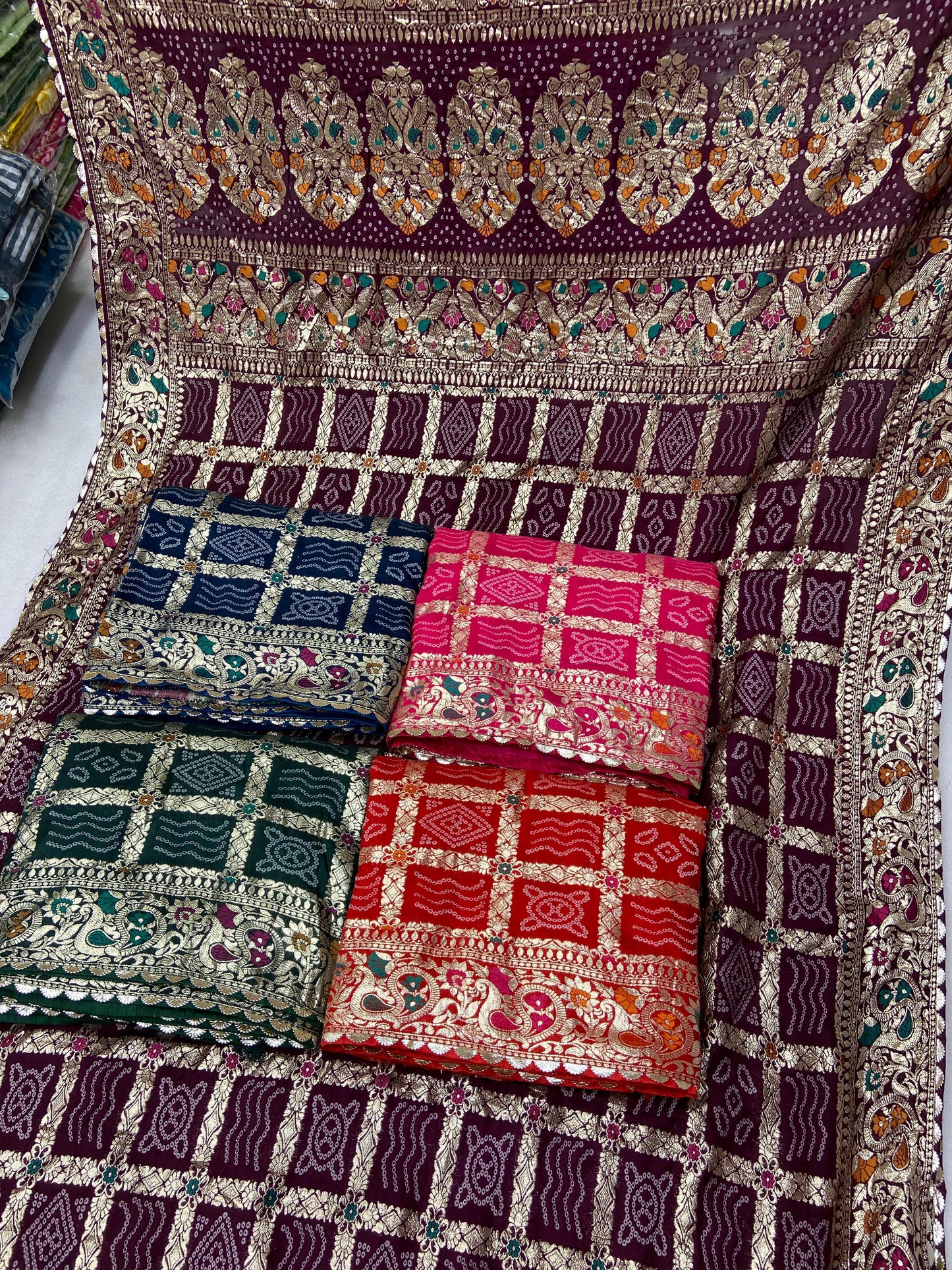 Viscose Silk Bandej Saree with Meenakari Weaving, Heavy Pallu and Lace Border – Festive Wear