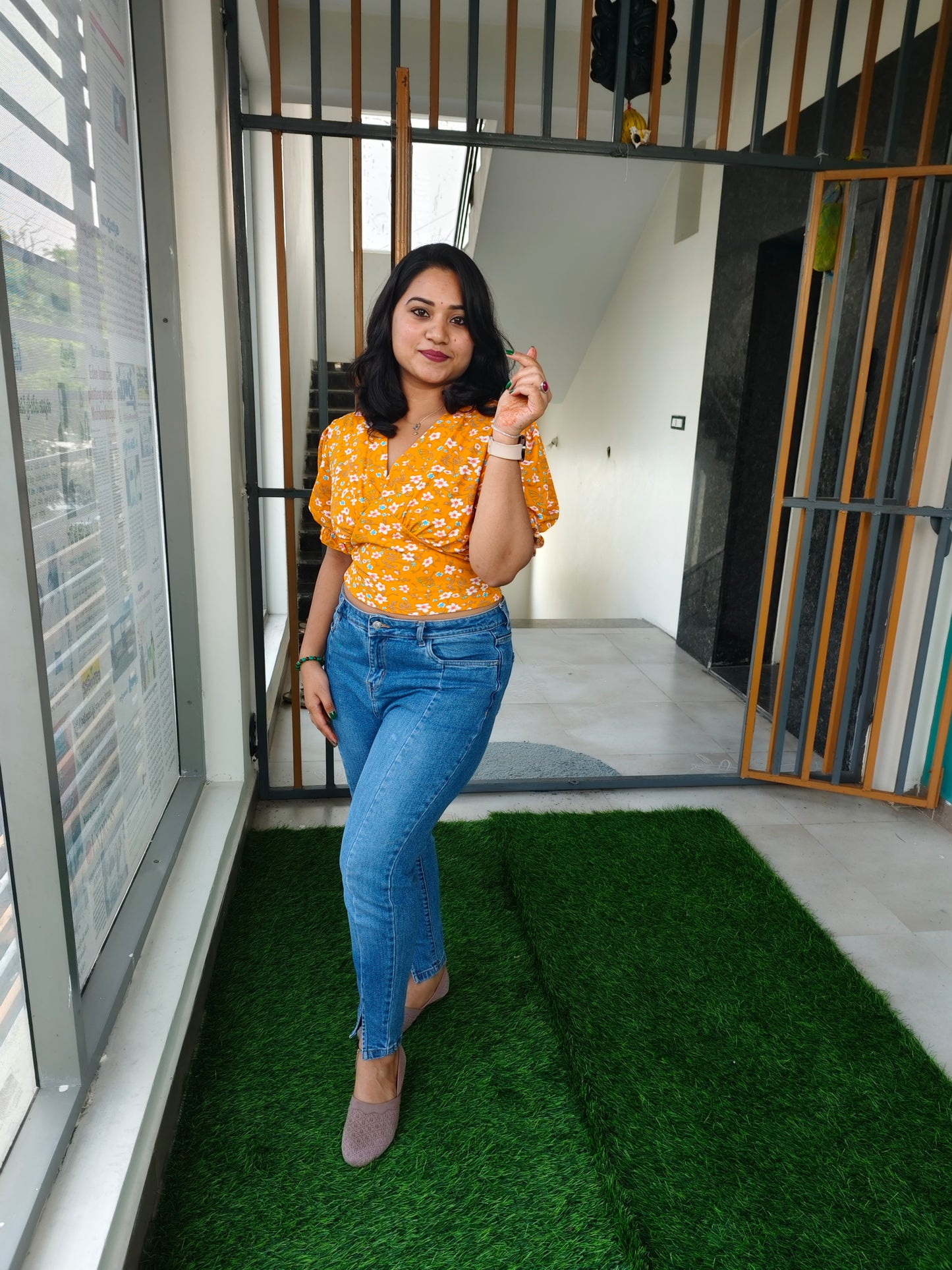 Women’s Knitted V-Neck Puff Sleeve Trendy T-Shirt – Sizes S to XL