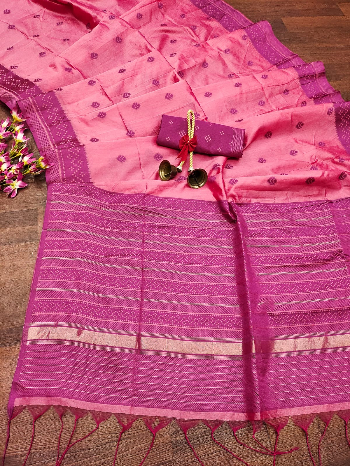 Regal Elegance Kaadi Raw Silk