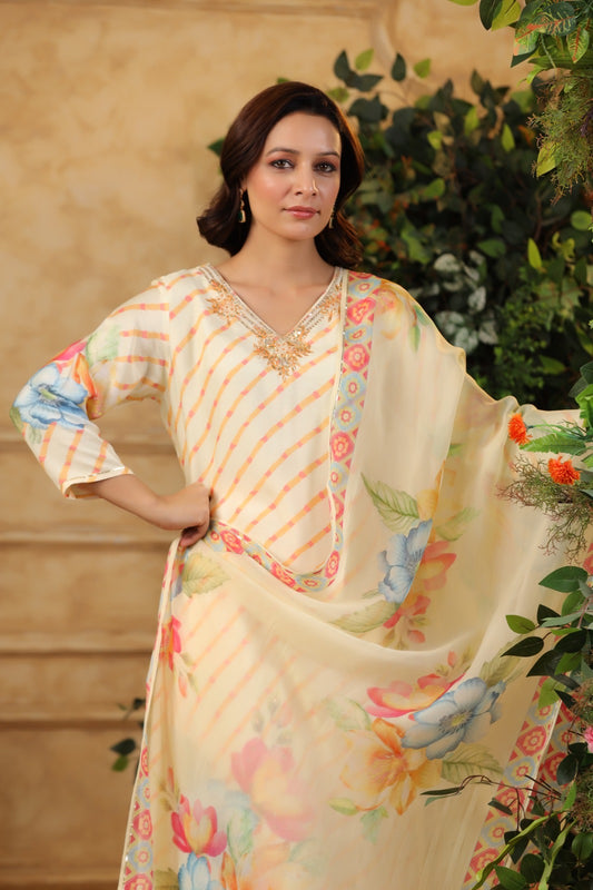 Pure Muslin Silk Floral Printed Kurta Pant Dupatta Set with Embroidery – Women’s Festive Wear
