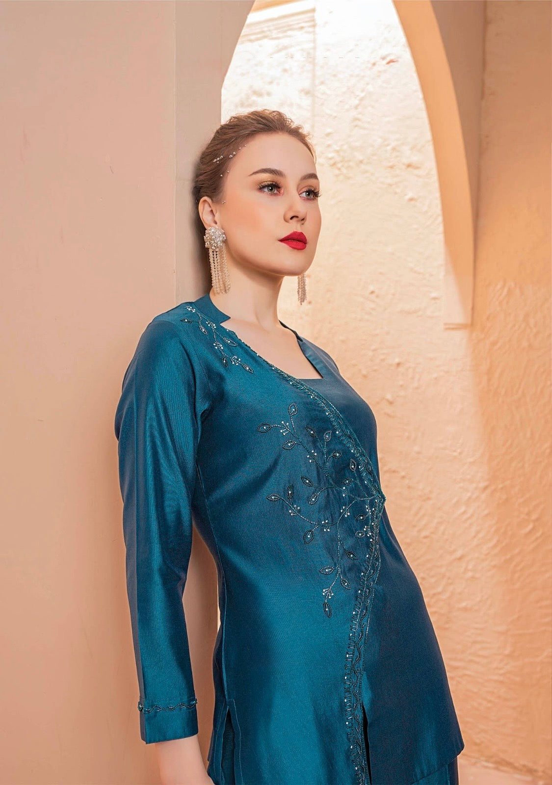 Indo-western dress for women in viscose nylon with heavy handwork – stylish ethnic fusion wear in L and XL