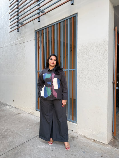 Premium Poplin Co-ord Set for Women with Abstract Print Shirt and Wide-Leg Pants – Smart Casual Outfit