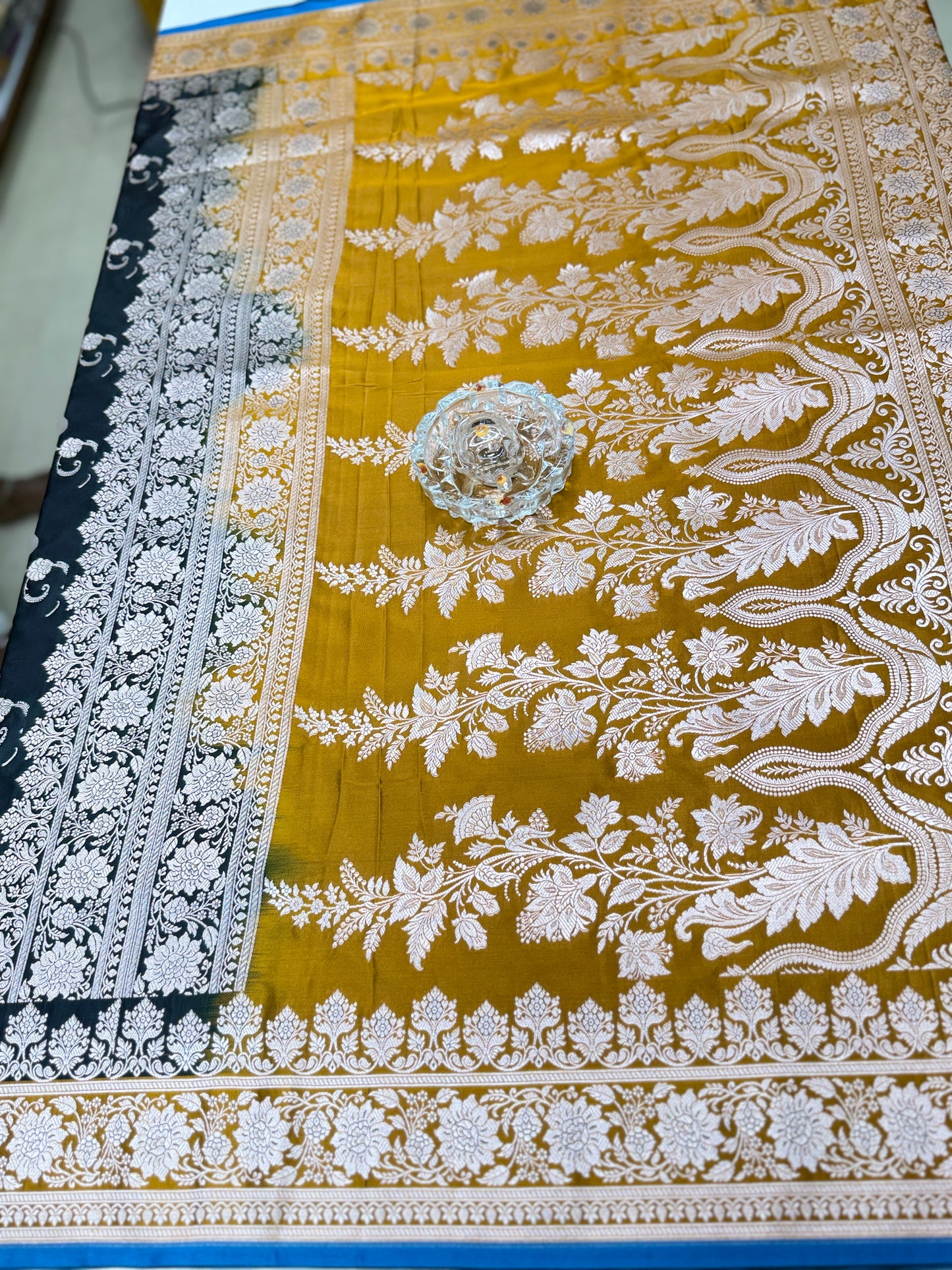 Mashru Katan Silk Saree with Zari Weaving Border and Blouse – Festive Wear for Women