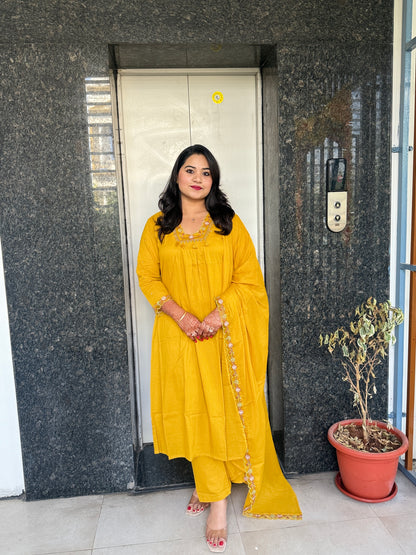 Women’s Mustard Salli Cotton Kurta Set with Embroidery and Dupatta – Sizes 38 to 46