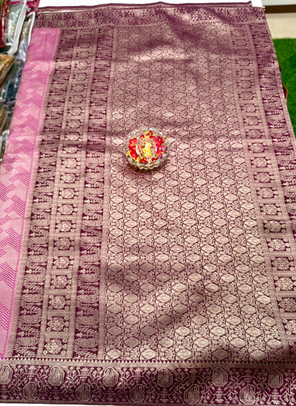 Pure Crepe Saree with Designer Contrast Blouse – Lightweight Festive Wear for Women