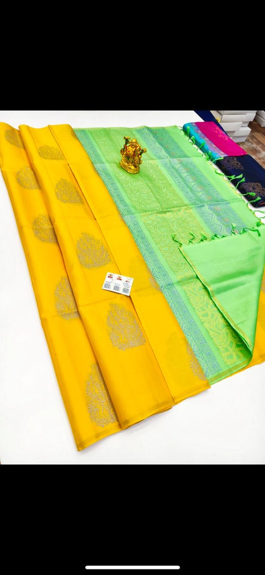 Pure Soft Silk Handloom Saree for Women – Double Warp, Borderless Design with Gold Zari and Contrast Blouse