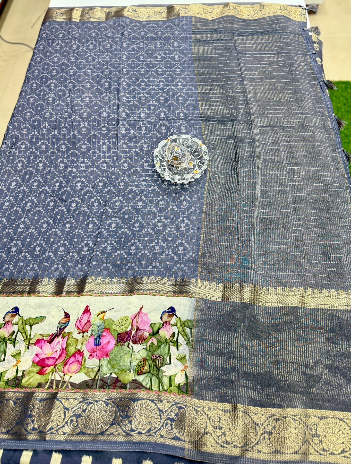 Russian Bentex Border Chittpallu Viscose Crepe Silk Saree with Zari Weaving – Festive Wear