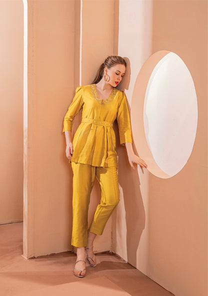 Indo-western dress for women in viscose nylon with heavy handwork – stylish ethnic fusion wear in L and XL