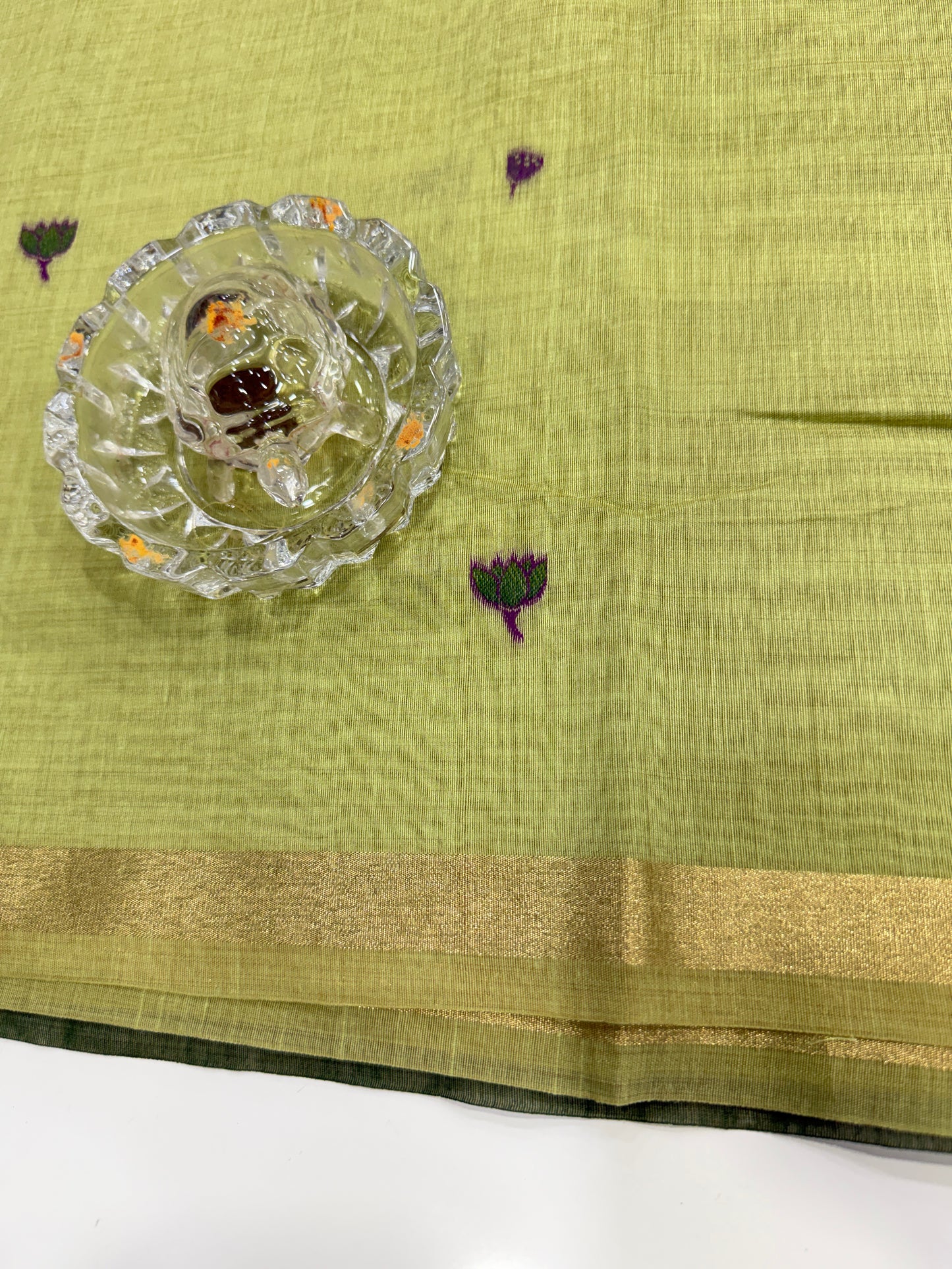 Munga Cotton Handloom Pichwai Saree for Women with Woven Border and Tassel Pallu – Soft Lightweight Traditional Wear
