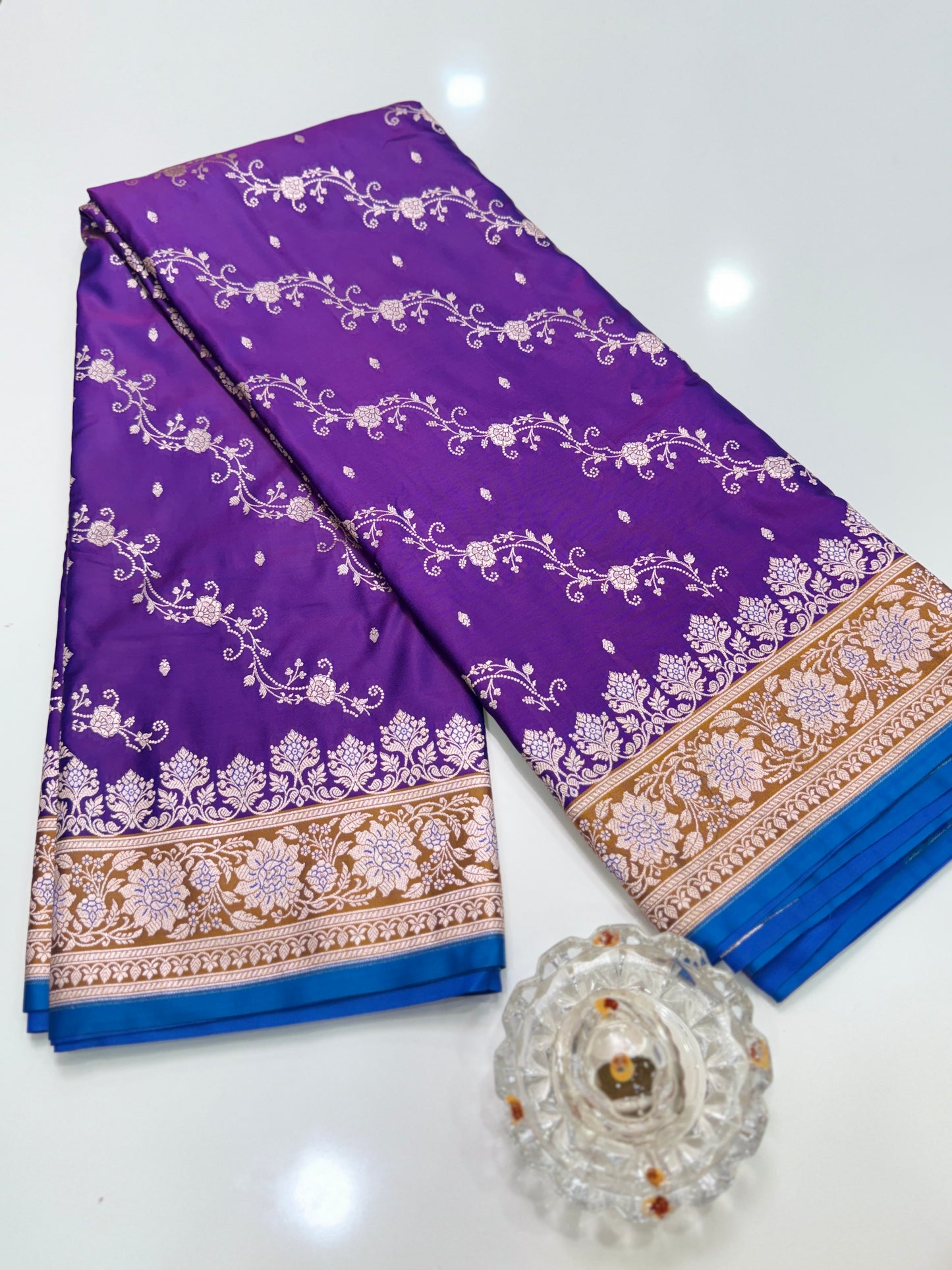 Mashru Katan Silk Saree with Zari Weaving Border and Blouse – Festive Wear for Women