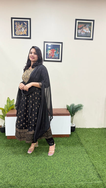 Rayon Kurta Pant Dupatta Set with Foil Print and Zari Sequins Embroidery – Women’s 3-Piece Outfit