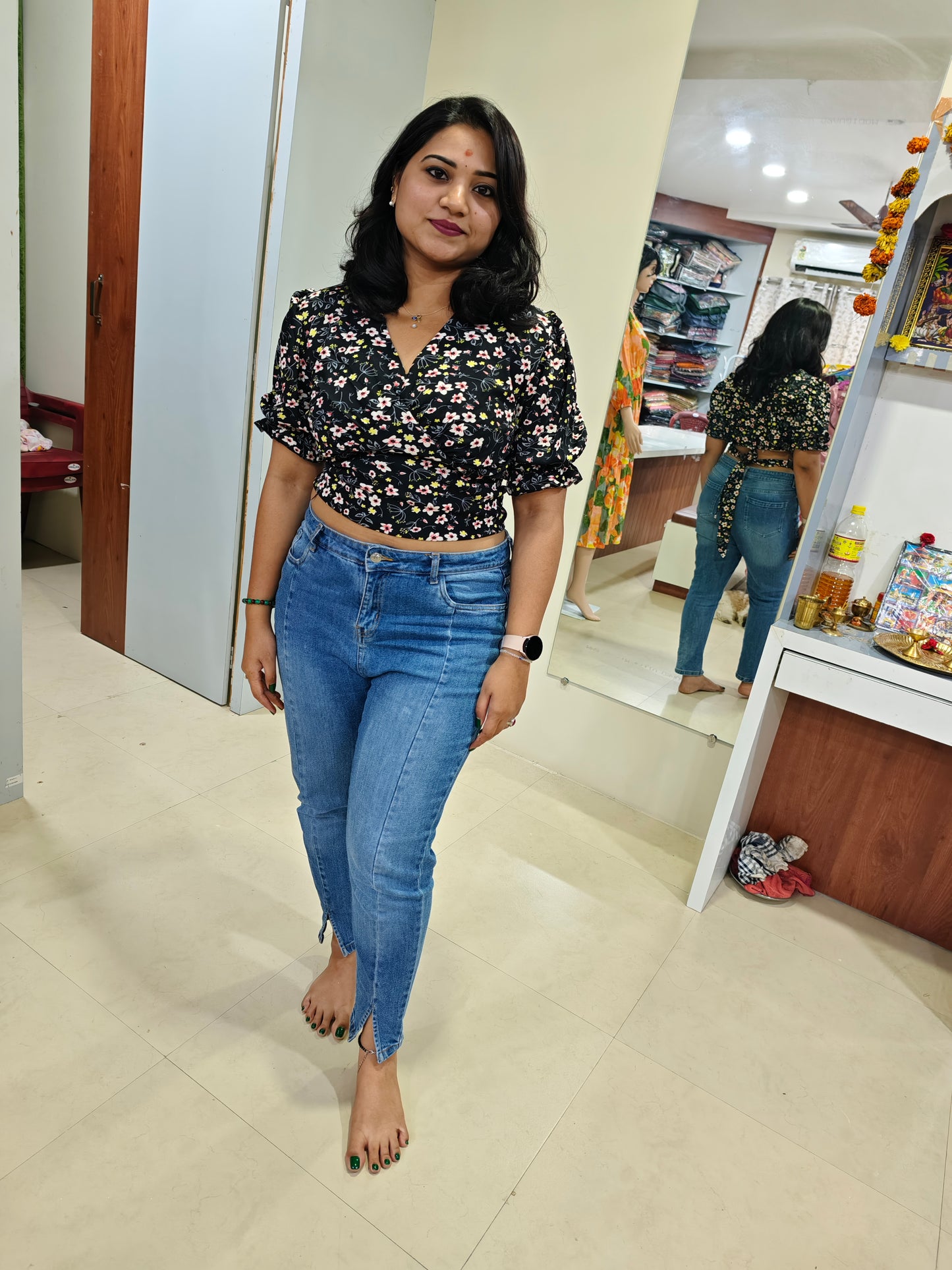 Women’s Knitted V-Neck Puff Sleeve Trendy T-Shirt – Sizes S to XL