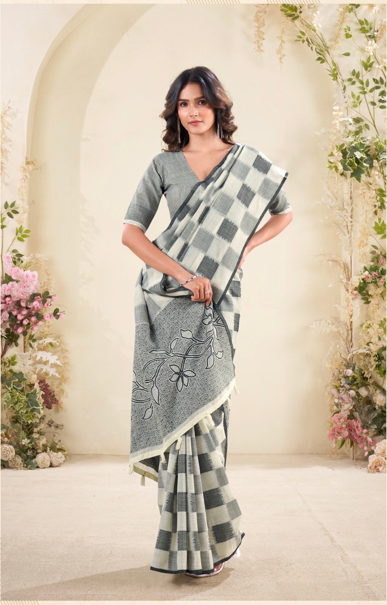 linen silk saree with checked pattern and floral border – lightweight ethnic wear for women