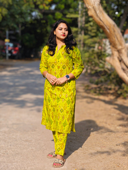 Cotton kurti pant set for women with all-over ethnic print and straight silhouette – summer daily wear