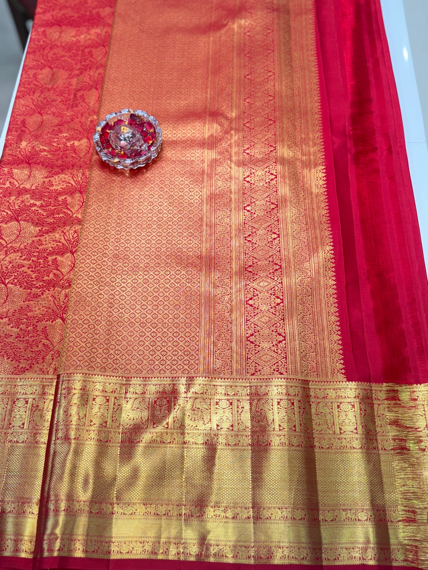 Bright Red Handloom Mulberry Silk Saree with Gold Zari Weaving and Blouse Piece for Women