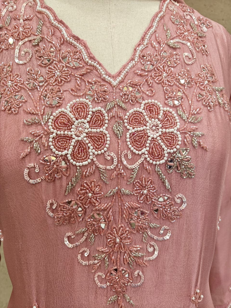 Women’s chinnon embroidered kurta set with lining, pant and dupatta, festive ethnic wear, size 38–44