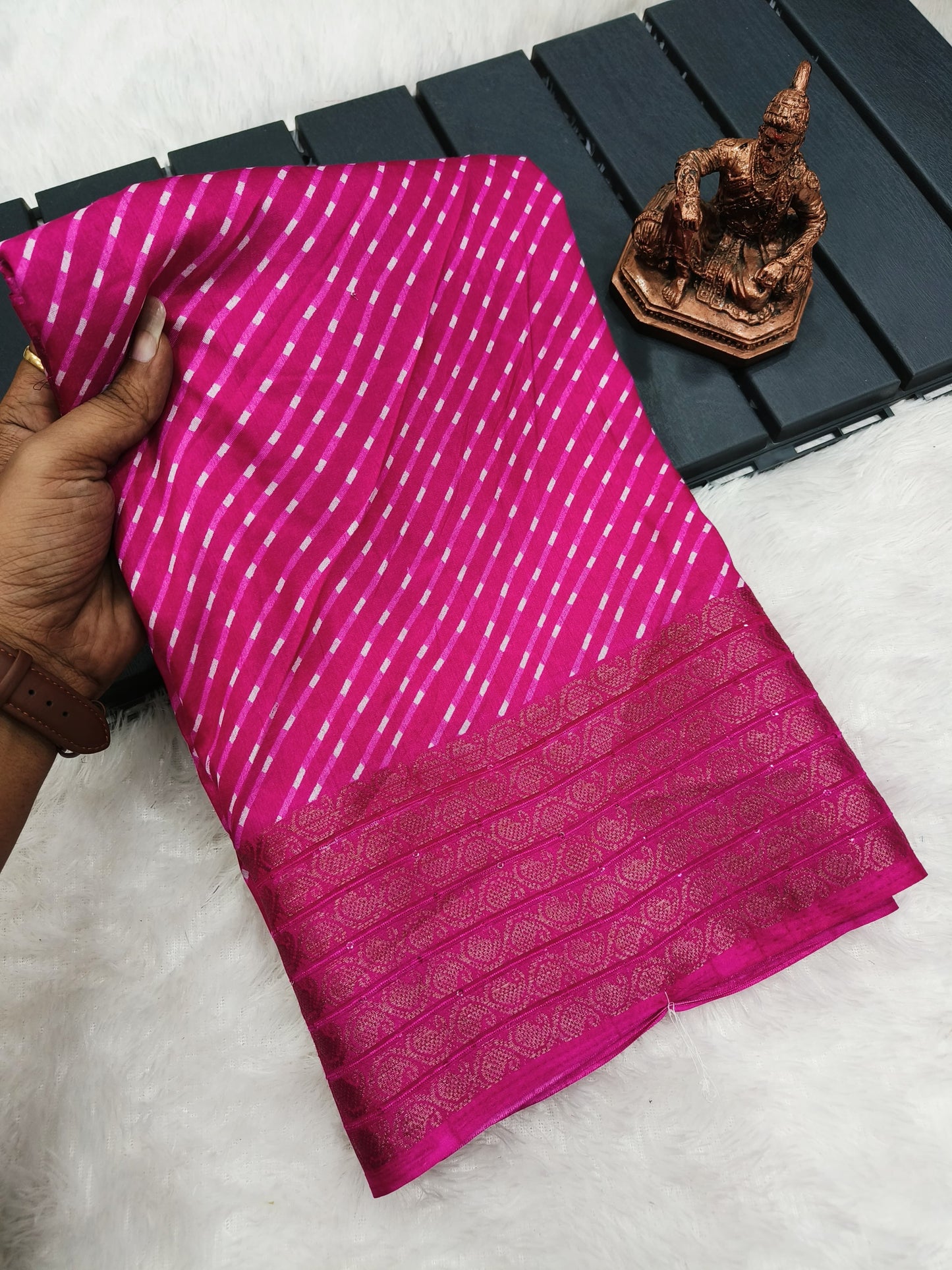 Butter Dola Silk Bandhej Saree with Mothra Leheriya Print and Golden Rudraksh Border – With Blouse Piece