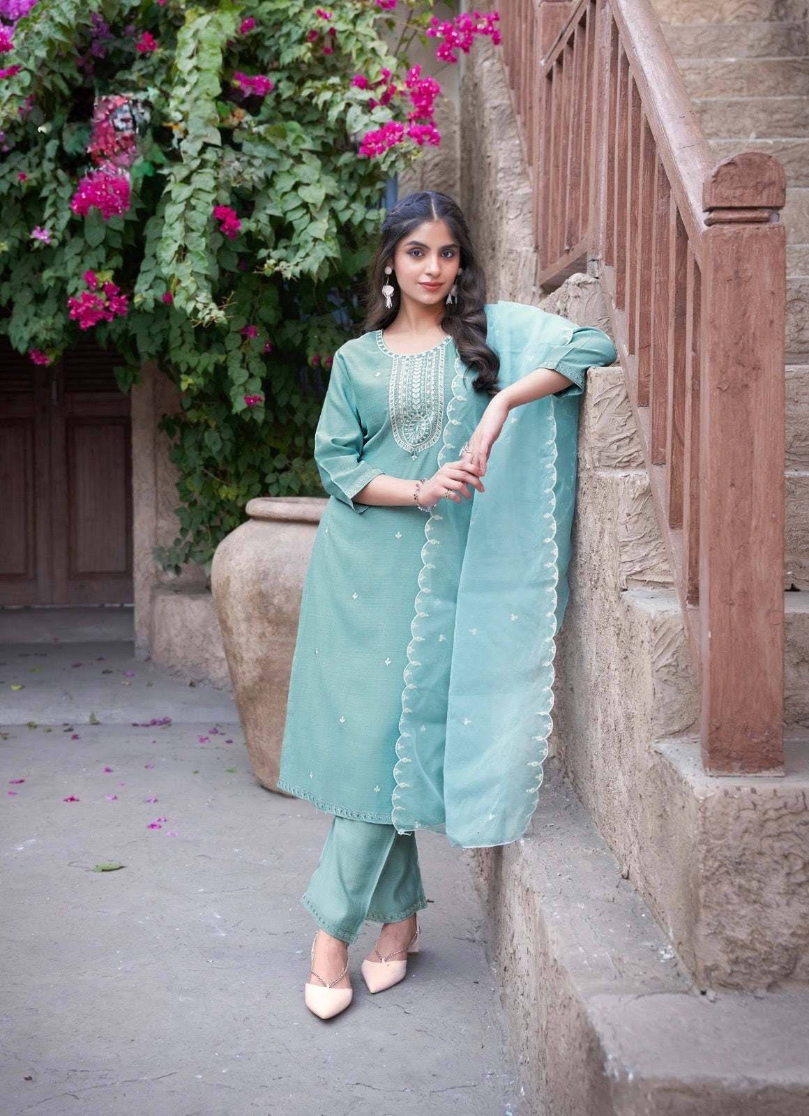 Viscose Vertical Straight Cut Kurta Pant Dupatta Set with Embroidery and Organza Dupatta – Sizes XL to 3XL