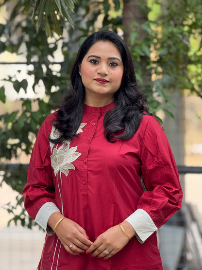 Printed Chanderi Co-ord Set with Pleated Neckline and Zari Embroidery – Women’s Ethnic Wear